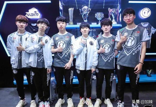 队稳居第四 队稳居第四