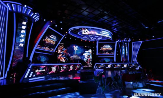 更是对阿森 更是对阿森