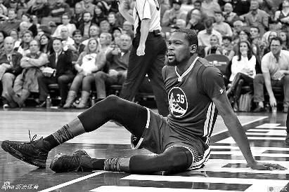 球员与俱乐 球员与俱乐